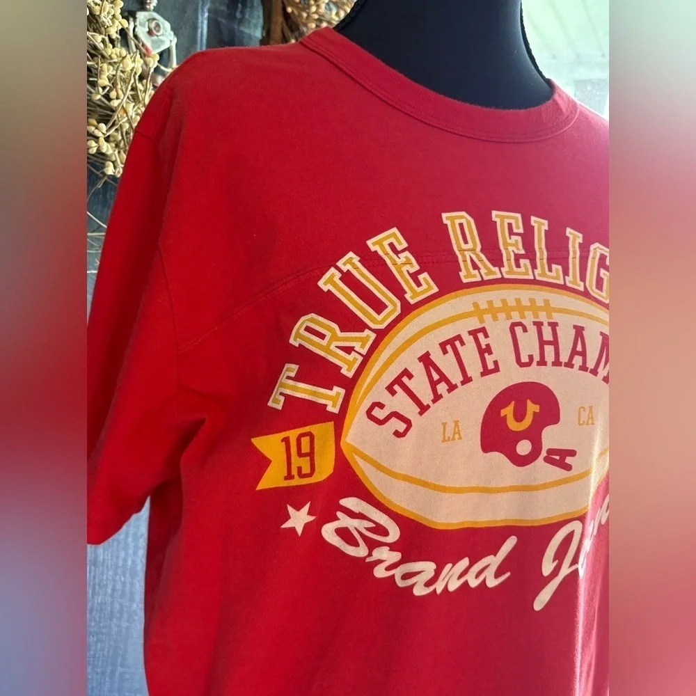 True Religion red true